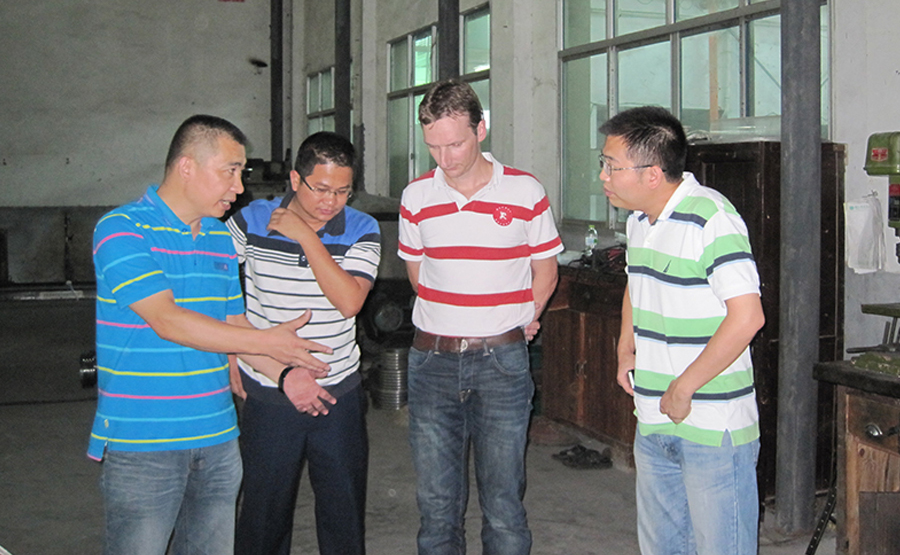 熱烈歡迎遠(yuǎn)道而來的德國客戶來廠考察(圖1) 熱烈歡迎遠(yuǎn)道而來的德國客戶來廠考察(圖1)